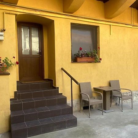 Bretsara Apartment Bistriţa Exterior foto