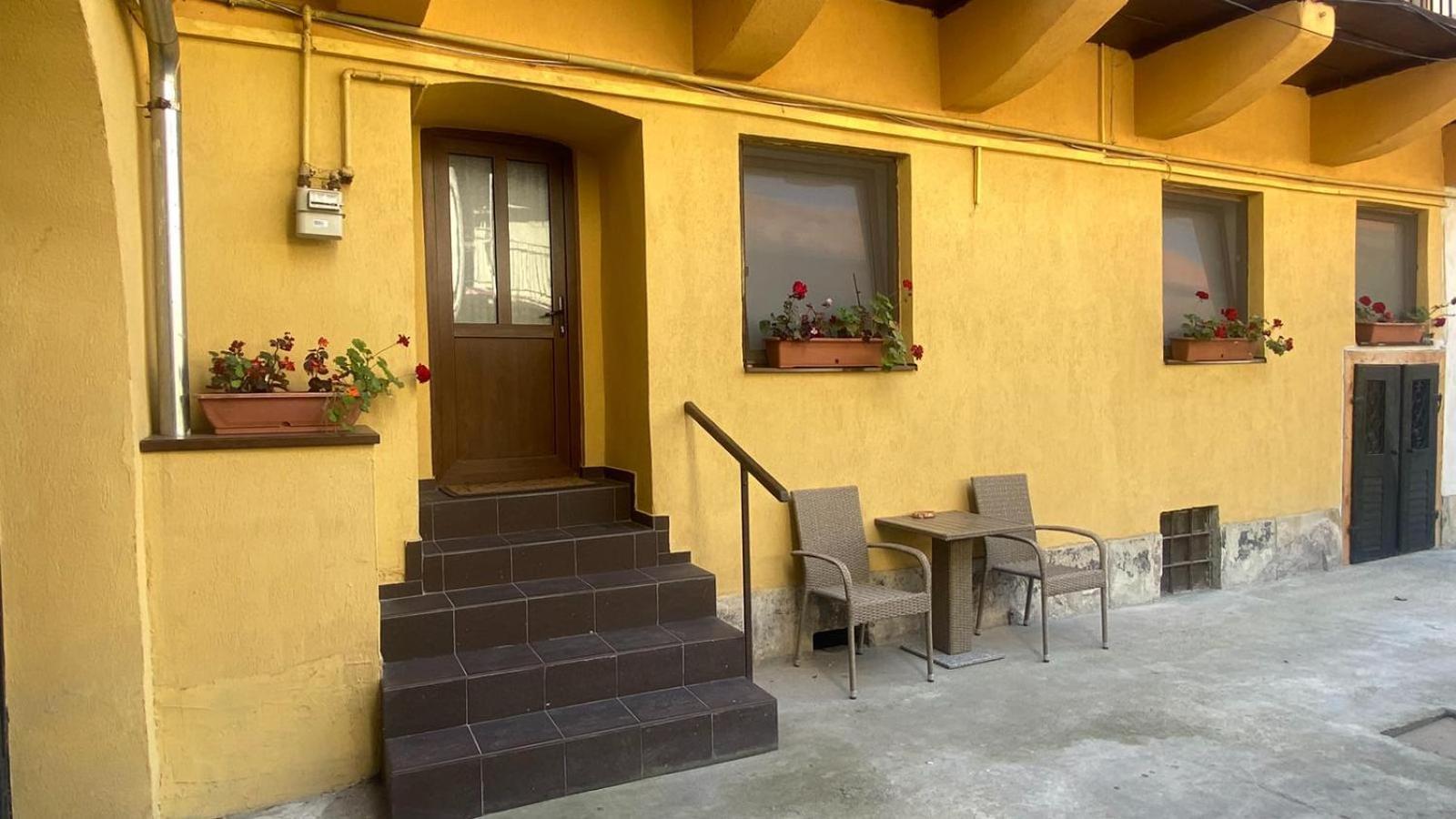 Bretsara Apartment Bistriţa Exterior foto